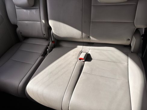 Used 2012 Honda Odyssey EX-L image 7