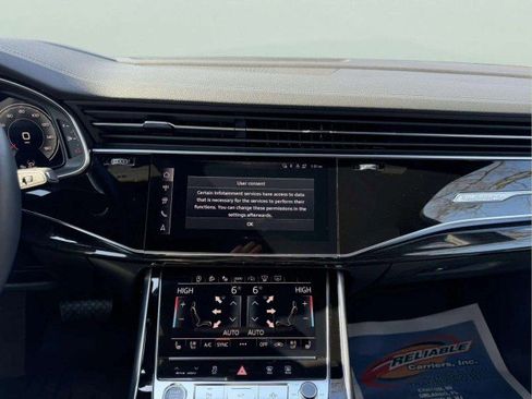 Certified 2025 Audi Q7 3.0T Prestige w/ Prestige Package image 12