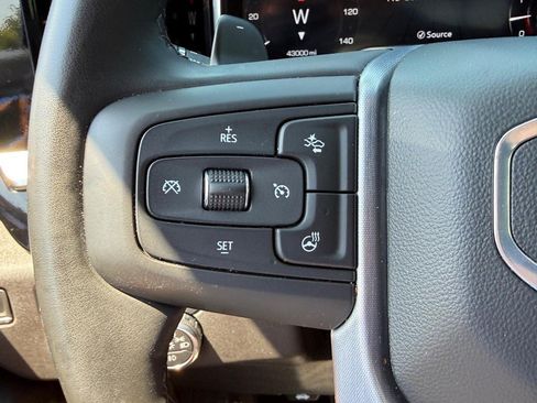 Used 2025 GMC Sierra 1500 Elevation w/ Preferred Package AWD/4WD image 19