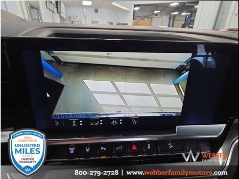 Used 2024 Chevrolet Silverado 3500 High Country w/ High Country Premium Package AWD/4WD image 35