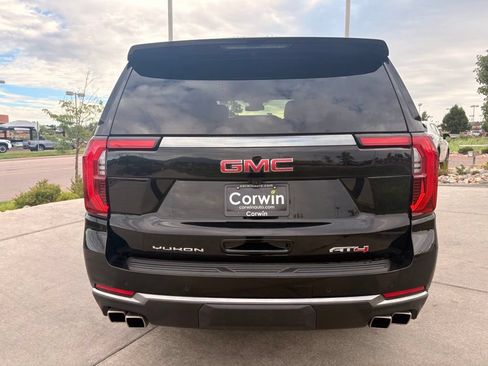 Used 2025 GMC Yukon AT4 AWD/4WD image 8