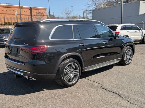 Certified 2025 Mercedes-Benz GLS 450 4MATIC image 4