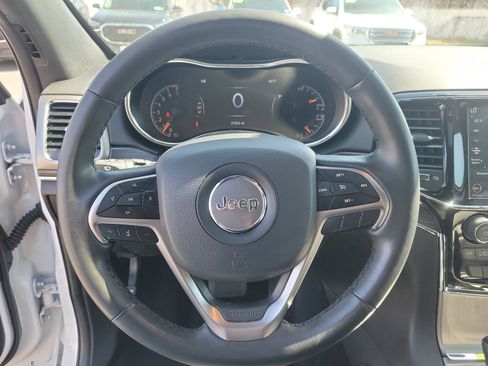 Used 2020 Jeep Grand Cherokee Limited image 20