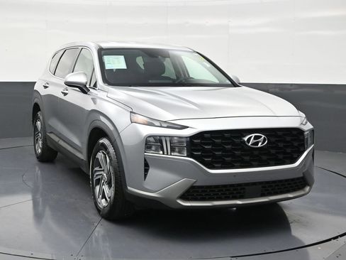 Used 2023 Hyundai Santa Fe SE image 7