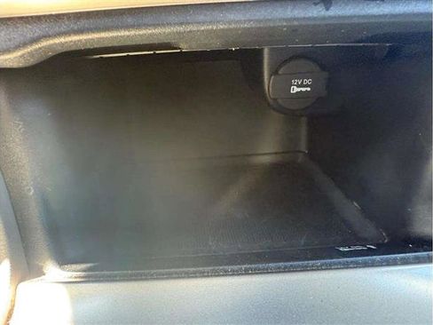 Used 2013 Jeep Grand Cherokee Laredo image 38