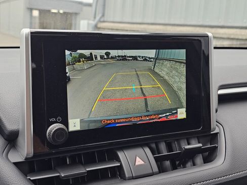 New 2025 Toyota RAV4 XLE image 19