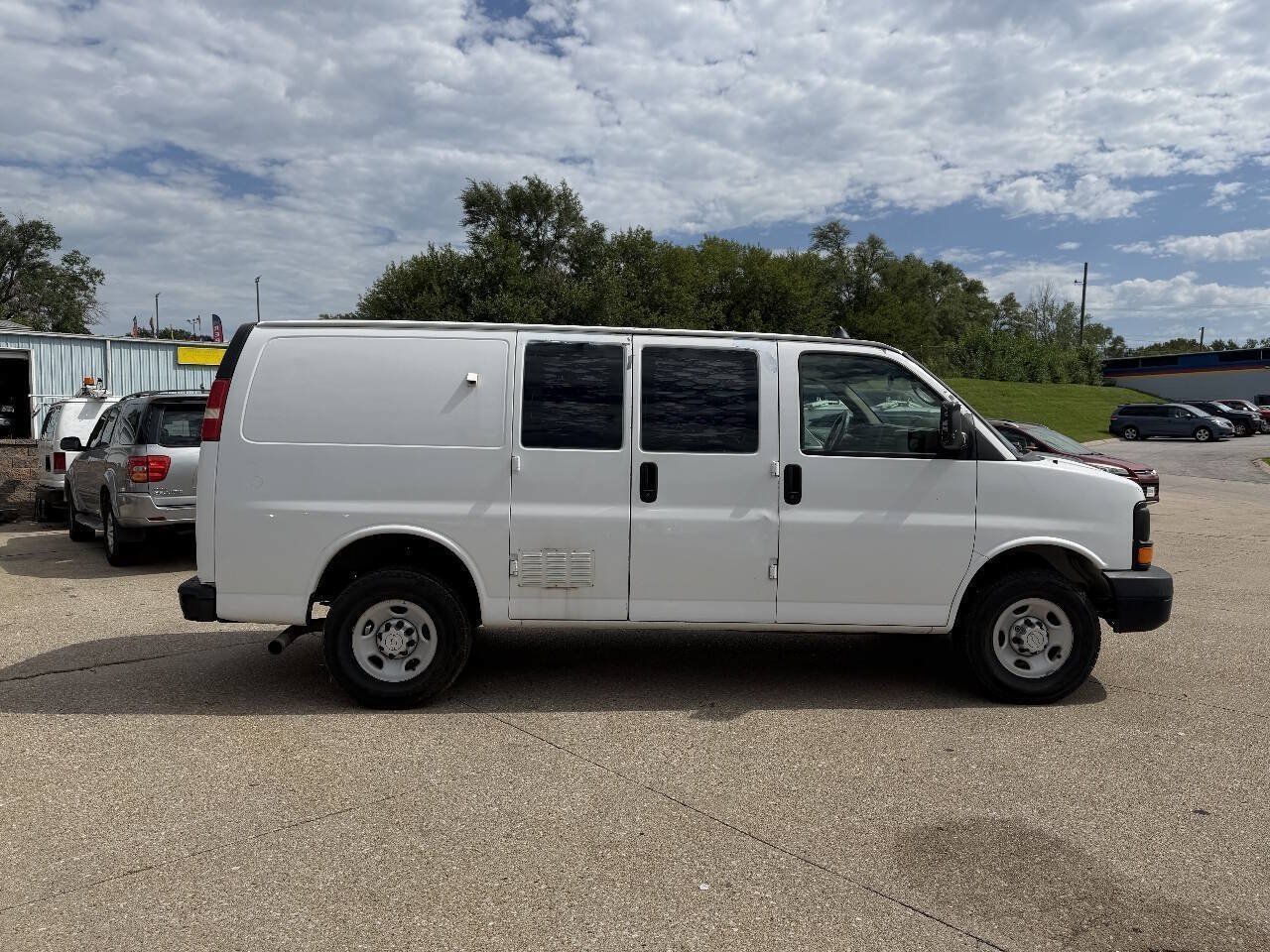 Used 2007 Chevrolet Express 2500 RWD image 7