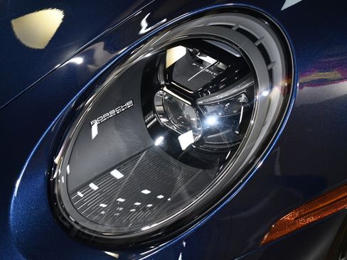 Used 2021 Porsche 911 Turbo image 57