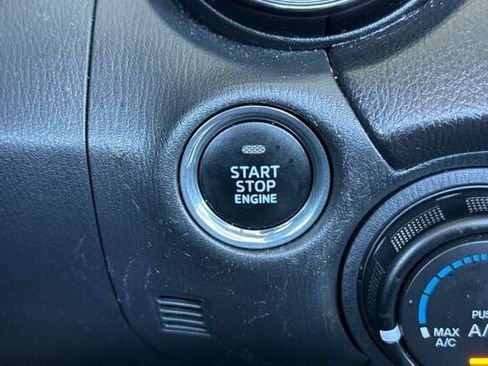 Used 2016 MAZDA MX-5 Miata Club RWD image 19