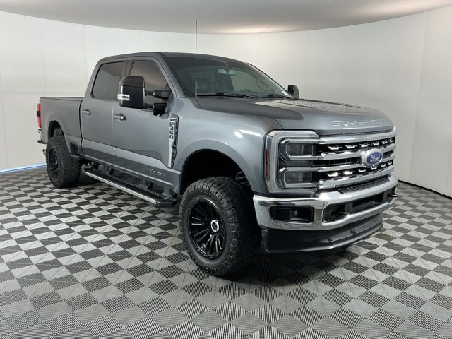 Used 2024 Ford F350 Lariat w/ Camper Package AWD/4WD image 3