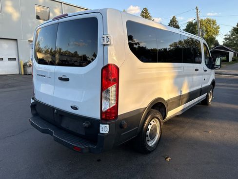 Used 2016 Ford Transit 350 XL image 3
