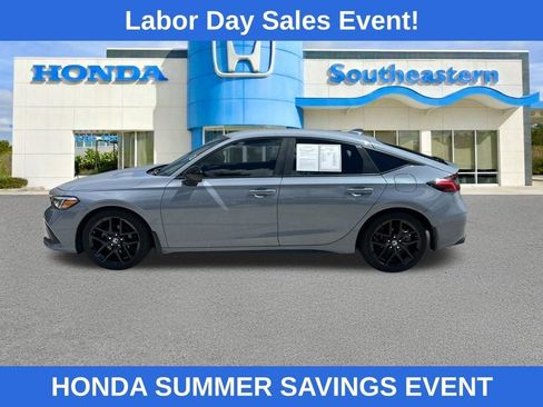 Used 2024 Honda Civic Sport image 6