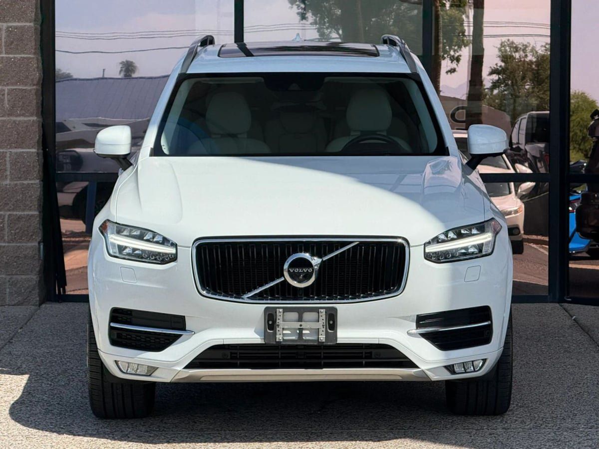 Used 2016 Volvo XC90 T6 Momentum w/ Momentum Plus Package AWD/4WD image 19