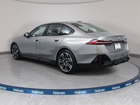 Used 2025 BMW 530i xDrive w/ M Sport Package image 8