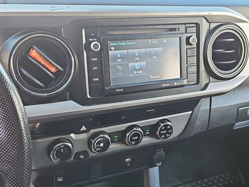 Used 2018 Toyota Tacoma SR5 image 16