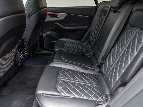 Used 2021 Audi SQ8 Prestige w/ Prestige Package image 20