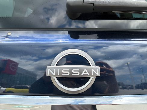 Used 2021 Nissan Armada Platinum RWD image 48
