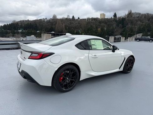 New 2026 Toyota GR86 Premium image 7