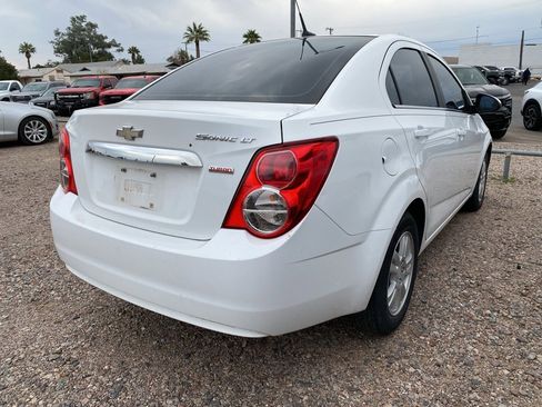 Used 2013 Chevrolet Sonic LT image 4