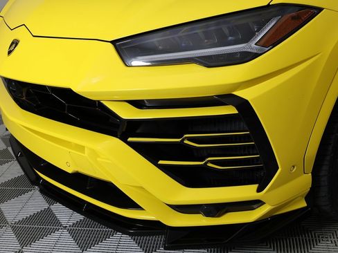 Used 2021 Lamborghini Urus image 50