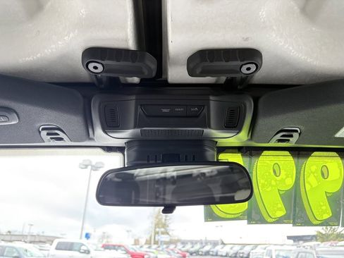 Used 2025 Jeep Wrangler Unlimited Rubicon w/ Steel Bumper Group image 30