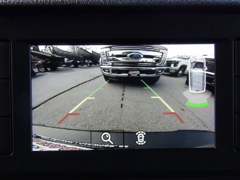 Used 2020 Ford Transit Connect XL image 23