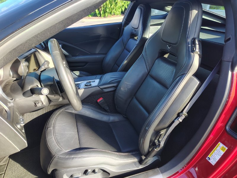 Used 2015 Chevrolet Corvette Stingray Coupe w/ 2LT Preferred Equipment Group RWD image 17