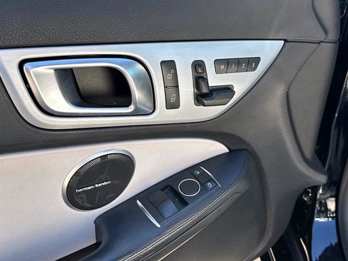 Used 2015 Mercedes-Benz SLK 250 image 12