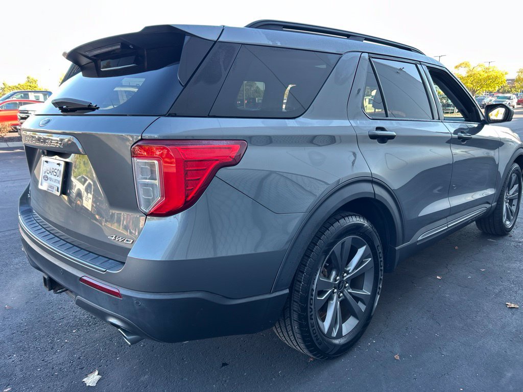 Used 2021 Ford Explorer XLT w/ Equipment Group 202A AWD/4WD image 4