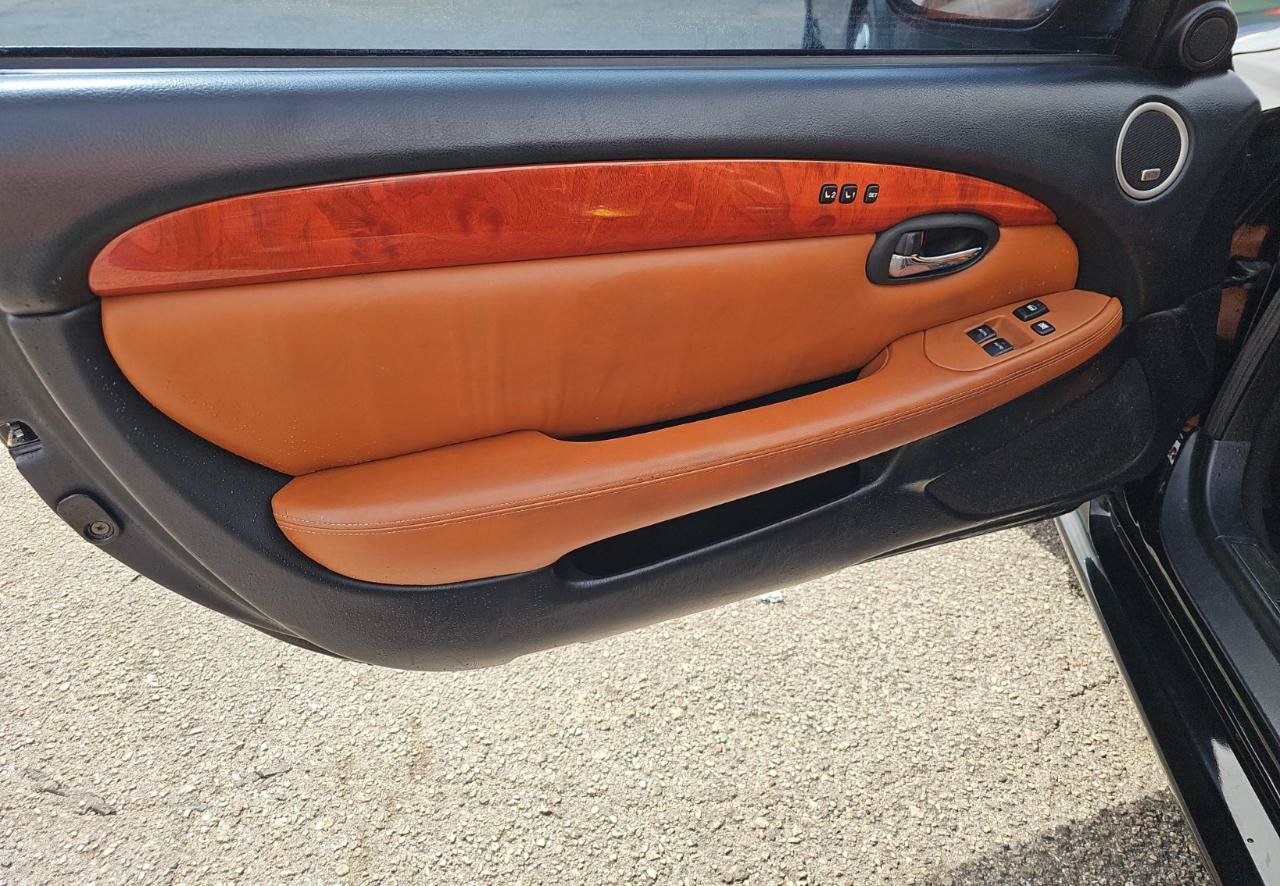 Used 2004 Lexus SC 430 Convertible RWD image 12
