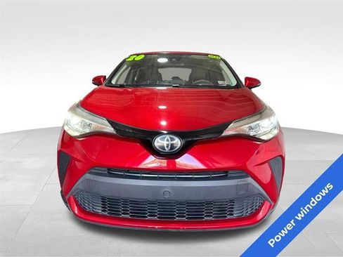 Used 2020 Toyota C-HR LE FWD image 2