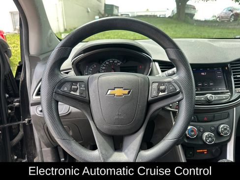 Used 2020 Chevrolet Trax LS w/ Tint and Cruise Package AWD/4WD image 14