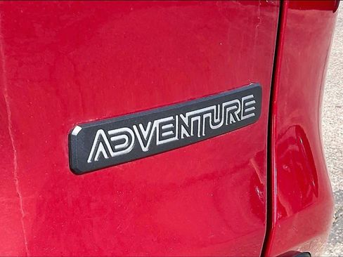 Used 2024 Toyota RAV4 Adventure image 10