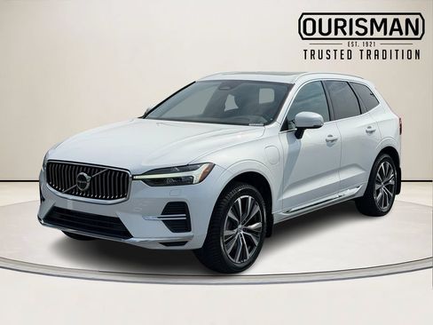 Used 2022 Volvo XC60 T8 Inscription Expression w/ Climate Package AWD/4WD image 5