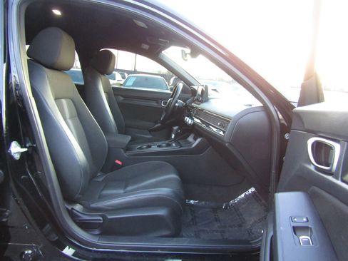 Used 2023 Honda Civic Sport image 13