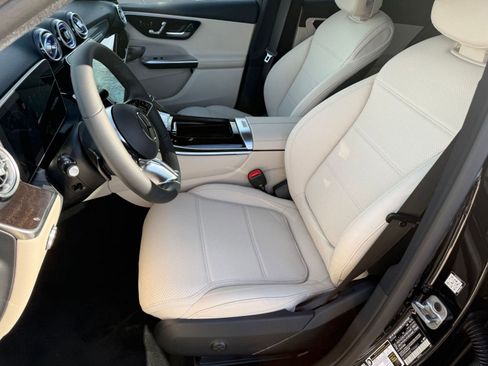 New 2026 Mercedes-Benz GLC 300 4MATIC image 21