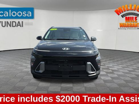 Used 2024 Hyundai Kona SEL AWD/4WD image 2