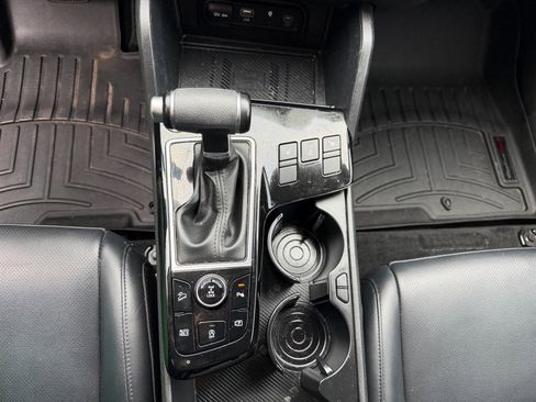 Used 2023 Kia Sportage EX AWD/4WD image 35