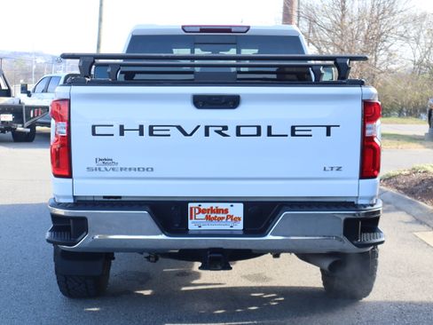 Used 2021 Chevrolet Silverado 2500 LTZ w/ LTZ Convenience Package image 8