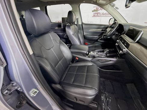 Certified 2022 Kia Telluride EX w/ EX Premium Package AWD/4WD image 35