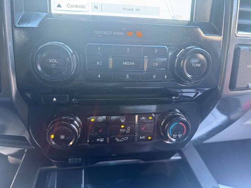 Used 2017 Ford F150 XLT w/ Equipment Group 302A Luxury image 23