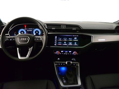 Used 2025 Audi Q3 2.0T Premium Plus w/ Premium Plus Package image 15