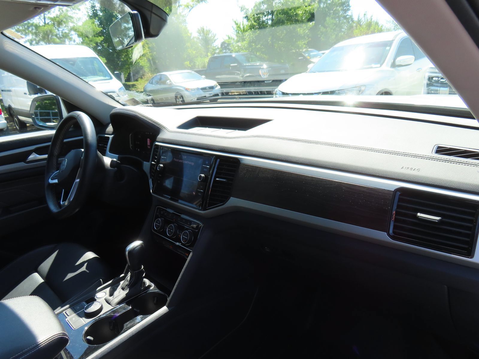 Used 2022 Volkswagen Atlas SE AWD/4WD image 16