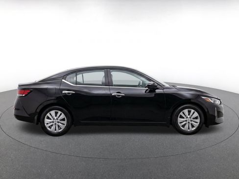 Used 2025 Nissan Sentra S FWD image 10