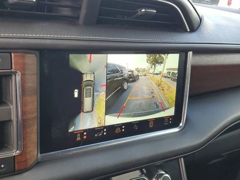 Used 2023 GMC Yukon Denali Ultimate image 21