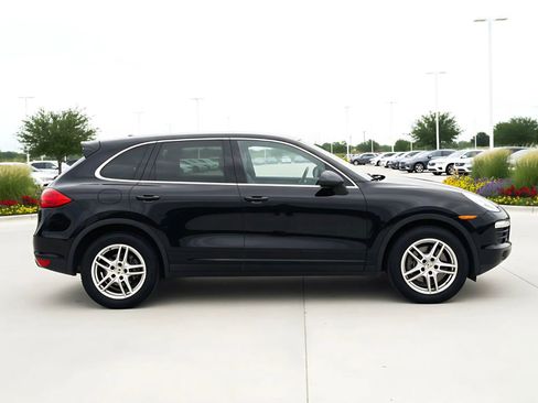 Used 2013 Porsche Cayenne Sport Utility 4D image 8