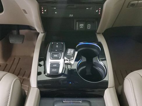 Used 2019 Honda Pilot Touring image 22