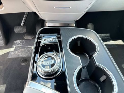 New 2025 Cadillac Lyriq Luxury image 25