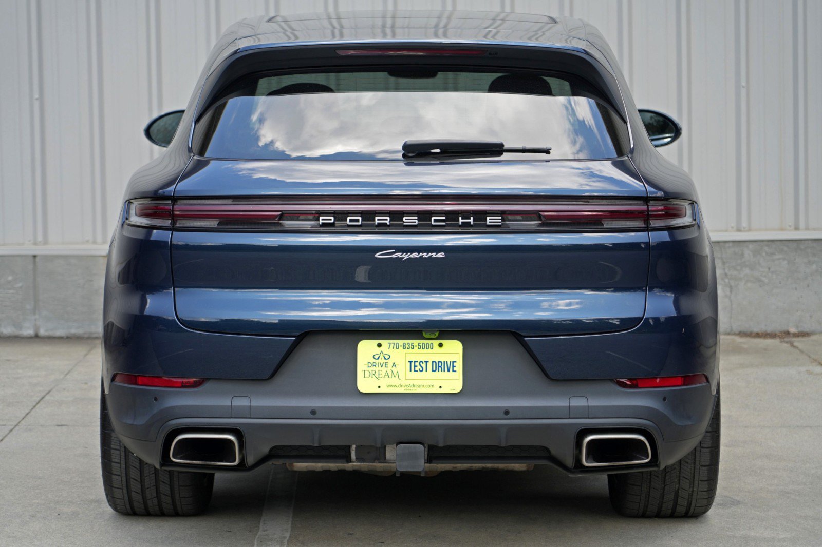 Used 2024 Porsche Cayenne AWD/4WD image 54