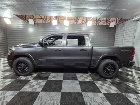 Used 2021 RAM 1500 Laramie image 8